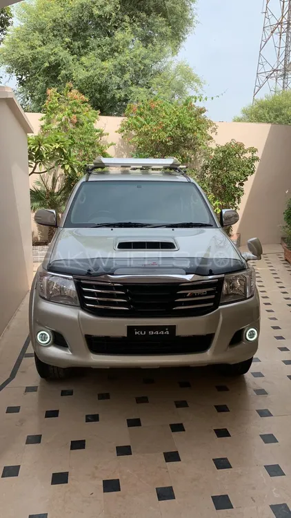 Toyota Hilux 2012 for Sale in Rahim Yar Khan Image-1