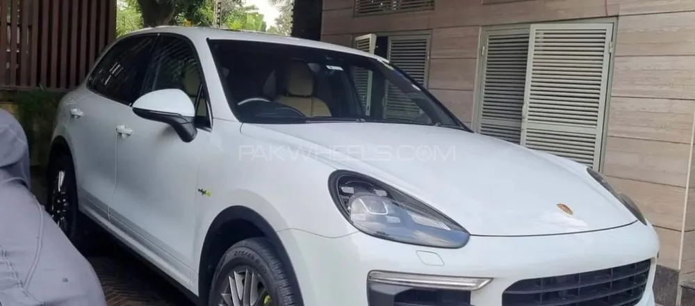 Porsche Cayenne 2016 for Sale in Lahore Image-1