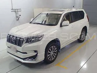 Toyota Prado 2018 for Sale in Karachi Image-1