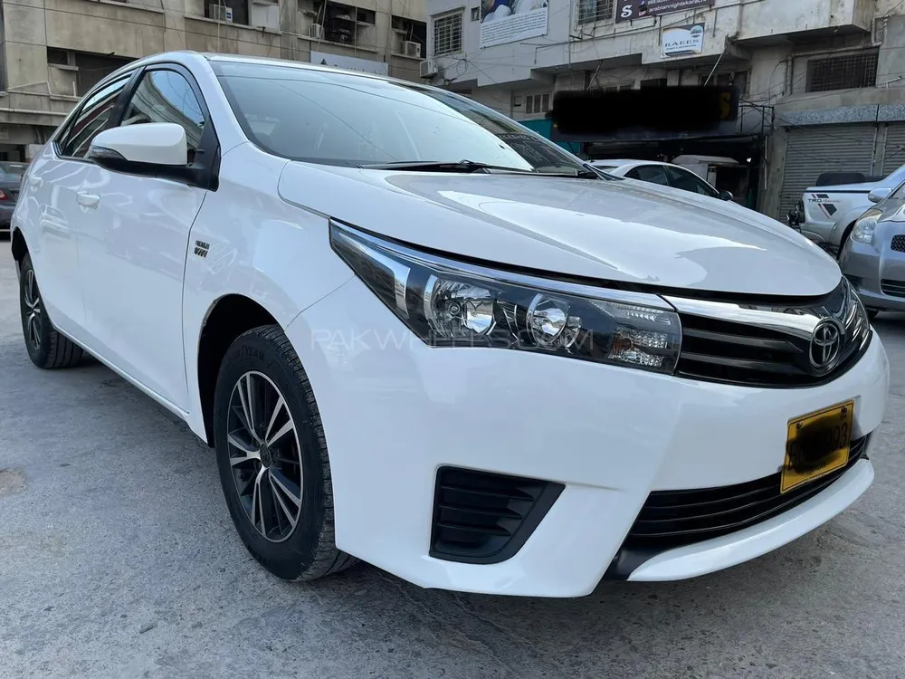 Toyota Corolla 2014 for Sale in Karachi Image-1