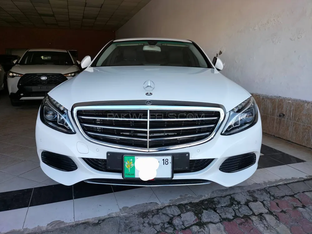 Mercedes Benz C Class 2018 for Sale in Lahore Image-1