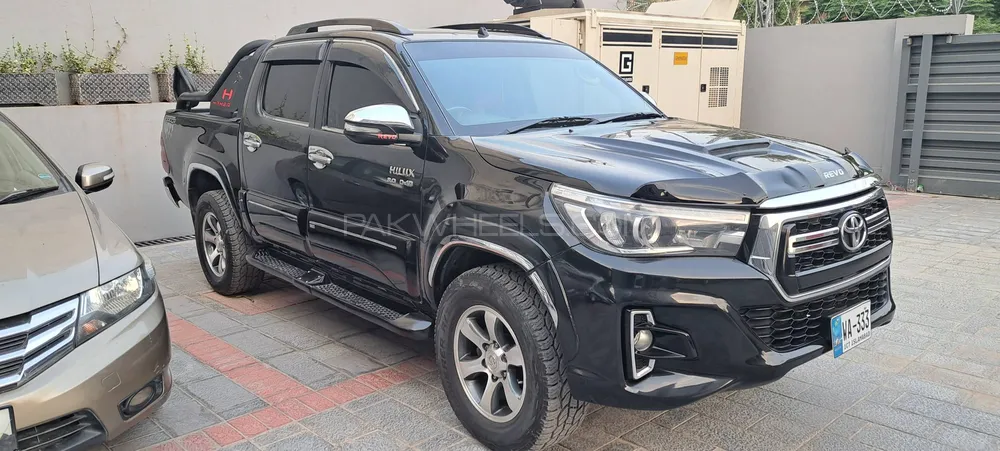 Toyota Hilux 2007 for Sale in Islamabad Image-1