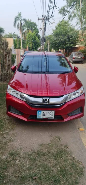 Honda Grace Hybrid 2017 for Sale in Islamabad Image-1