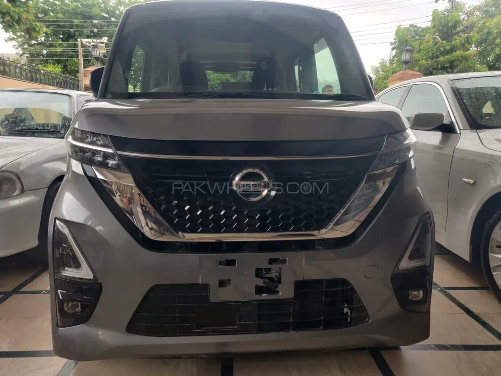 Nissan Roox 2021 for sale in Lahore | PakWheels