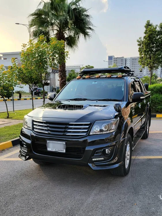 Toyota Hilux 2014 for Sale in Islamabad Image-1