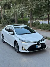 Toyota Corolla Altis Grande X CVT-i 1.8 Beige Interior 2022 for Sale
