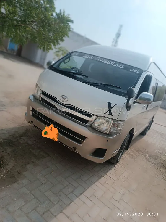 Toyota Hiace 2013 for Sale in Sukkur Image-1