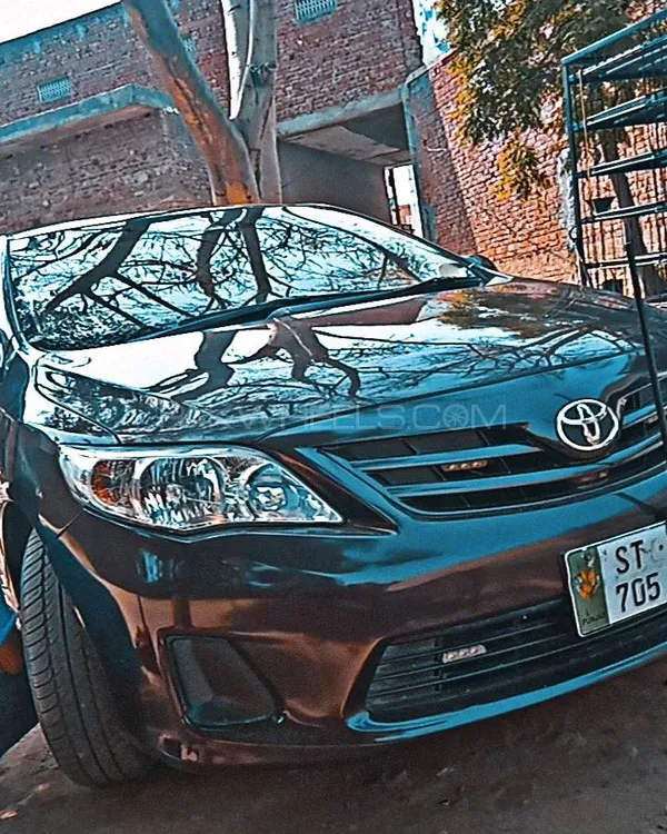 Toyota Corolla 2013 for Sale in Sialkot Image-1