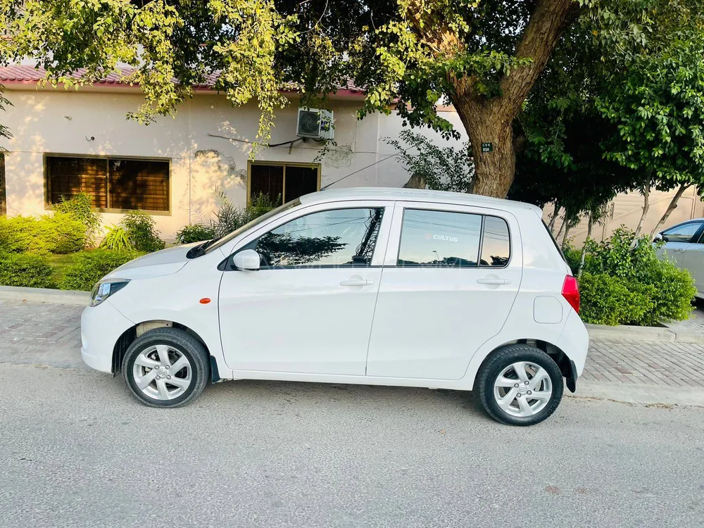 Suzuki Cultus 2021 for Sale in Bahawalpur Suzuki Cultus 2021 for Sale in Bahawalpur Image-10