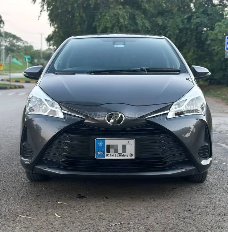 Toyota Vitz 2018 for Sale in Islamabad Image-1