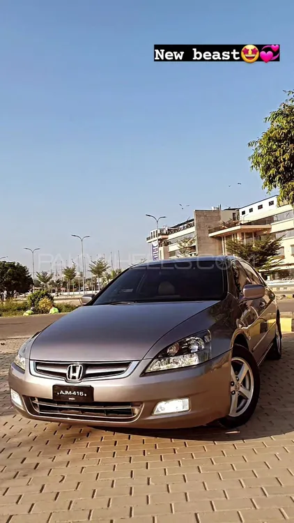 Honda Accord 2005 for Sale in Multan Image-1