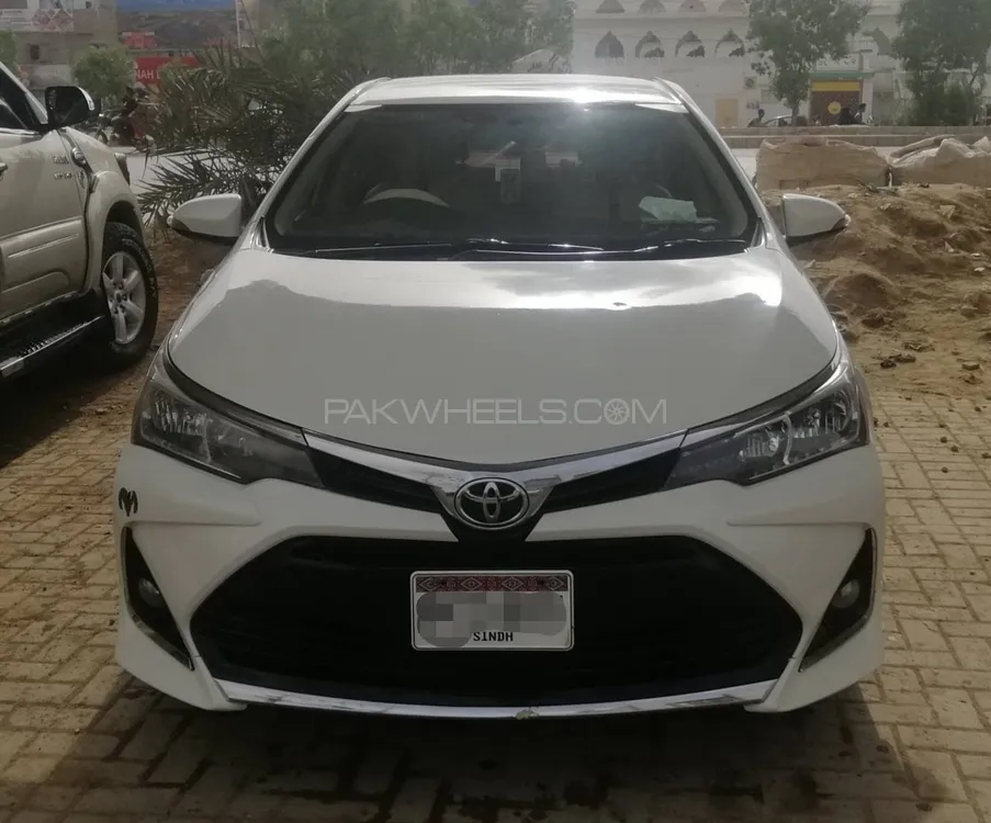 Toyota Corolla 2017 for Sale in Karachi Image-1