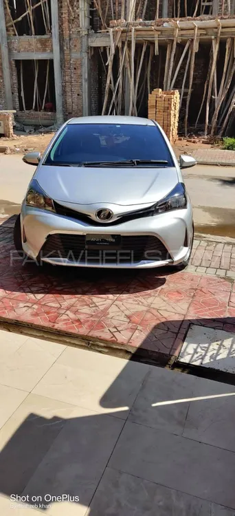 Toyota Vitz 2015 for Sale in Islamabad Image-1