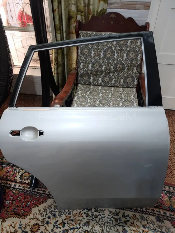 Nissan wingroad right side doors and fender for sale Image-1