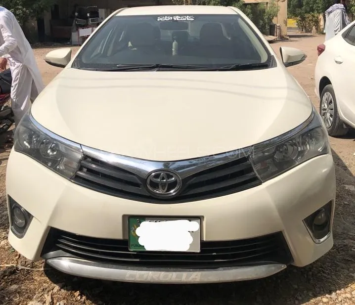 Toyota Corolla 2015 for Sale in Peshawar Image-1