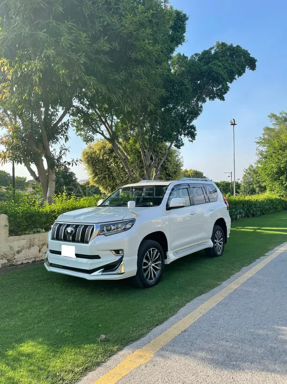 Toyota Prado 2018 for Sale in Lahore Image-1