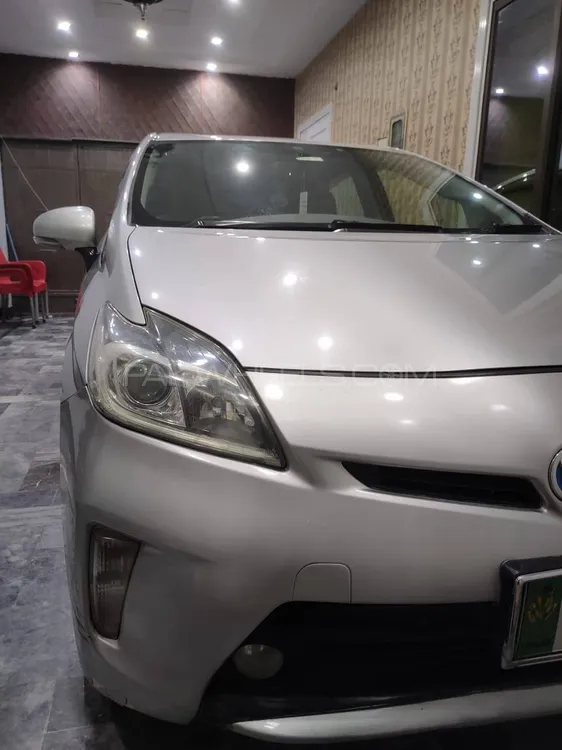 Toyota Prius 2012 for Sale in Lahore Image-1