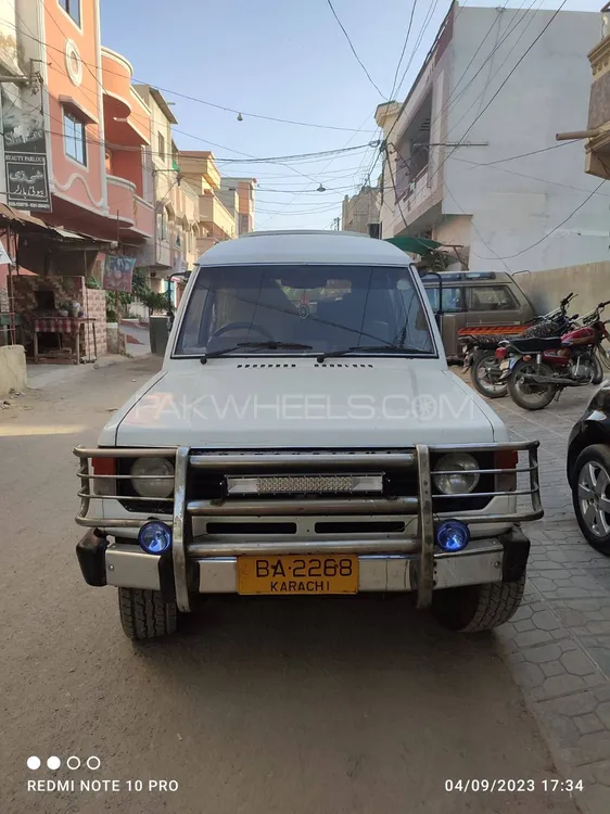 Mitsubishi Pajero 1986 for Sale in Karachi Image-1