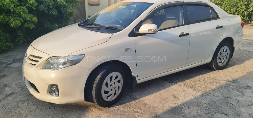 Toyota Corolla 2012 for Sale in Haripur Image-1