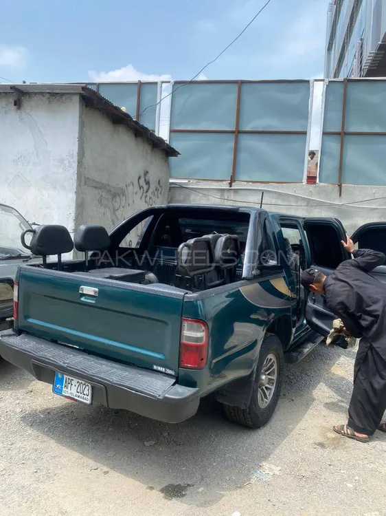 Toyota Hilux 1995 for Sale in Islamabad Image-1