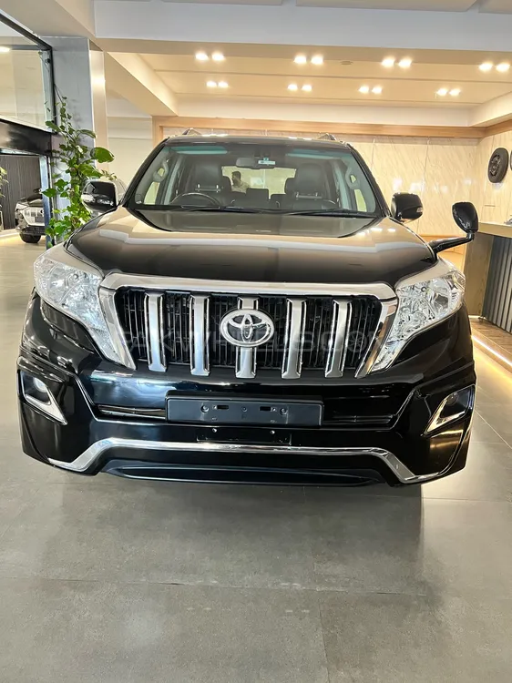 Toyota Prado 2013 for Sale in Islamabad Image-1
