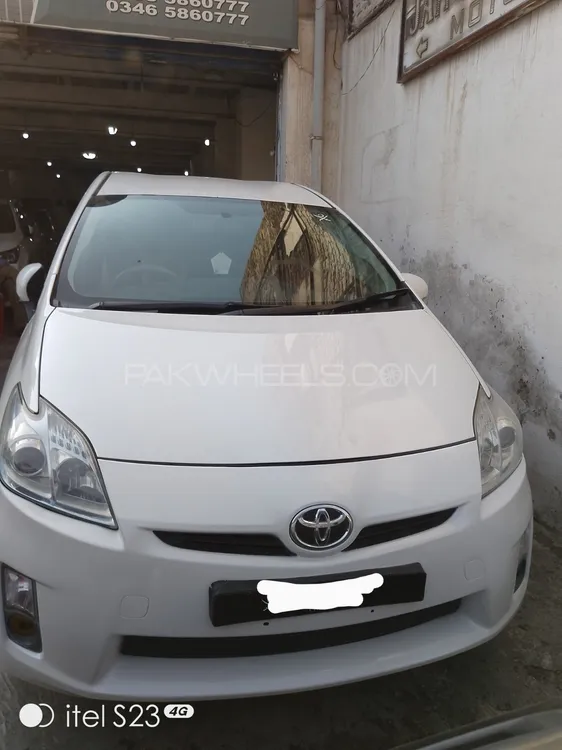 Toyota Prius 2009 for Sale in Peshawar Image-1