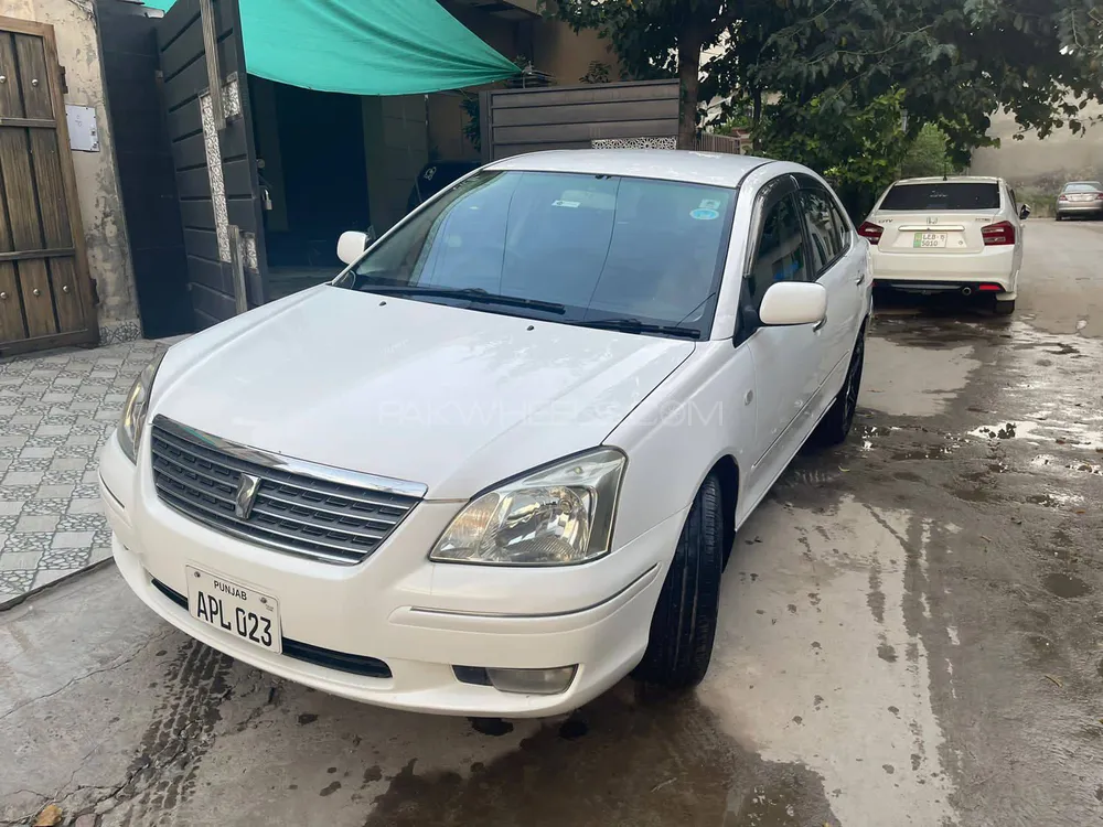 Toyota Premio 2004 for Sale in Lahore Image-1