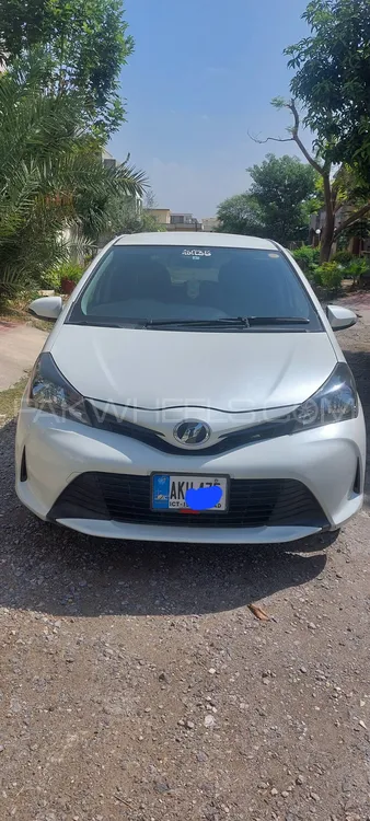 Toyota Vitz 2015 for Sale in Islamabad Image-1