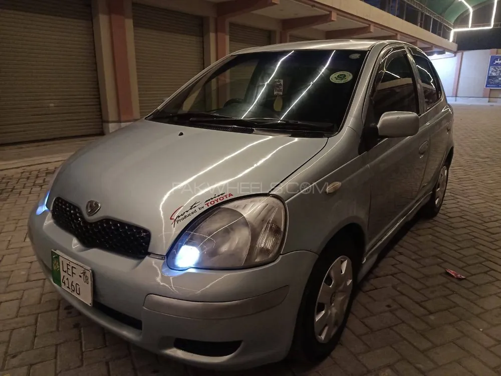 Toyota Vitz 2003 for Sale in Peshawar Image-1