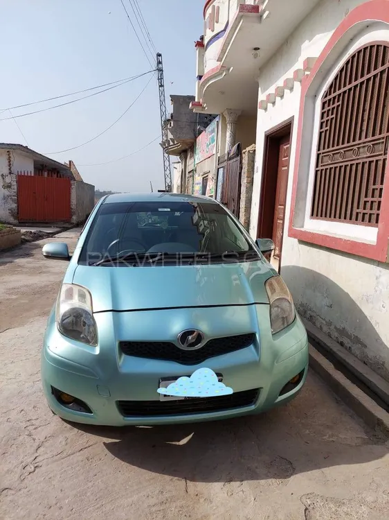Toyota Vitz 2009 for Sale in Chakwal Image-1