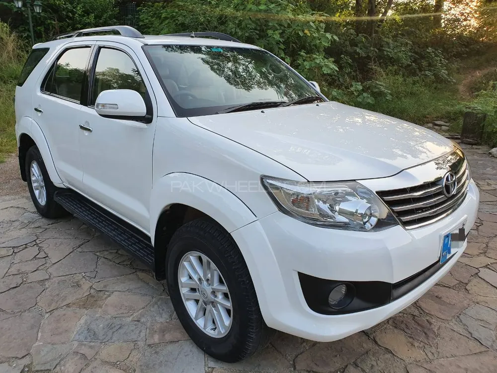 Toyota Fortuner 2014 for Sale in Islamabad Image-1