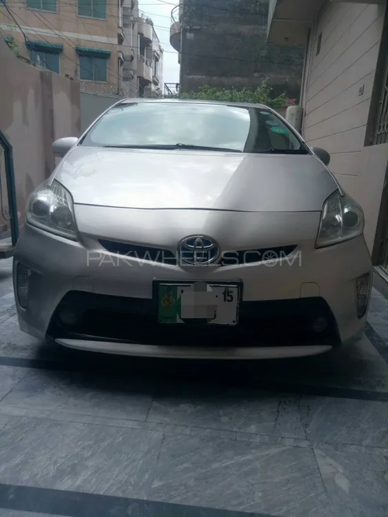 Toyota Prius 2010 for Sale in Lahore Image-1
