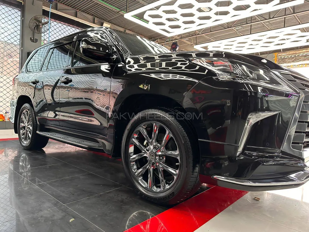 Lexus LX Series 2016 for Sale in Lahore Image-1