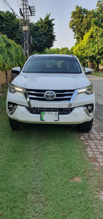 Toyota Fortuner 2019 for Sale in Lahore Image-1