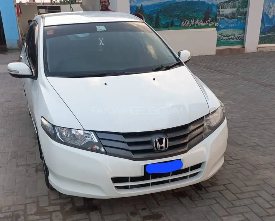 Honda City 2013 for Sale in Faisalabad Image-1