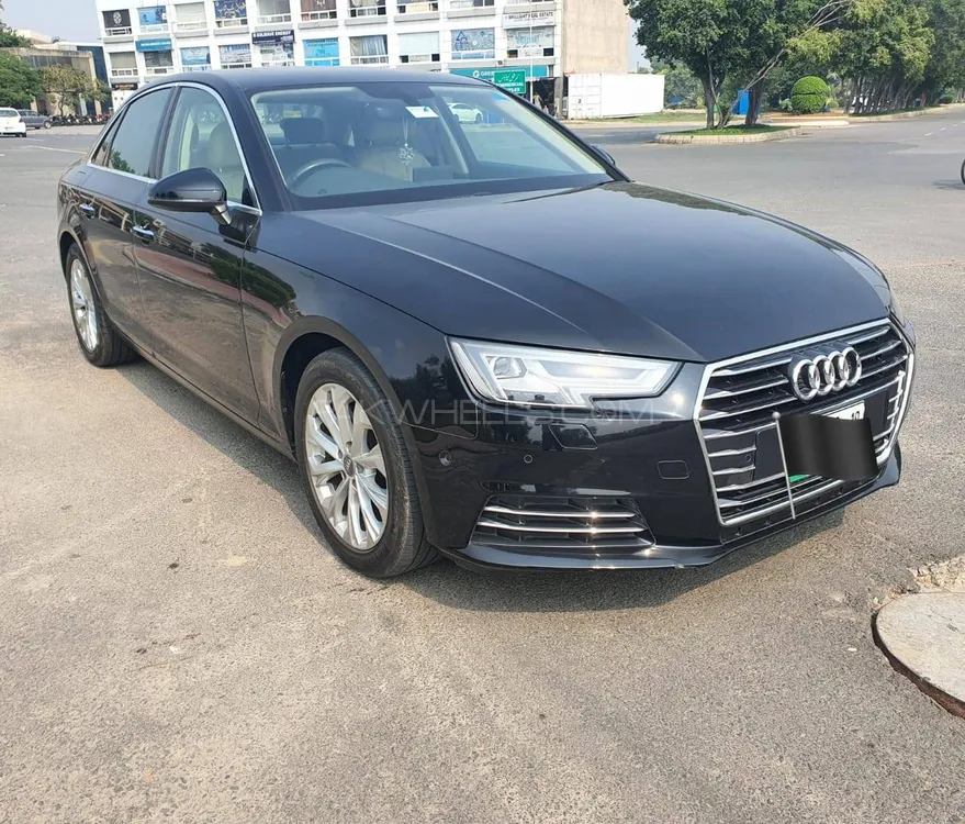 Audi A4 2018 for Sale in Lahore Image-1
