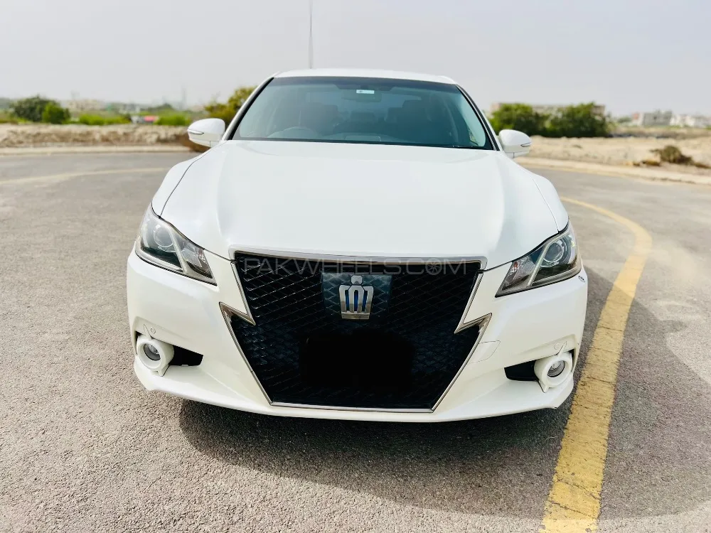 Toyota Crown 2015 for Sale in Karachi Image-1