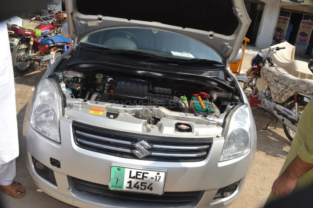 Suzuki Swift 2017 for Sale in Swabi Image-1