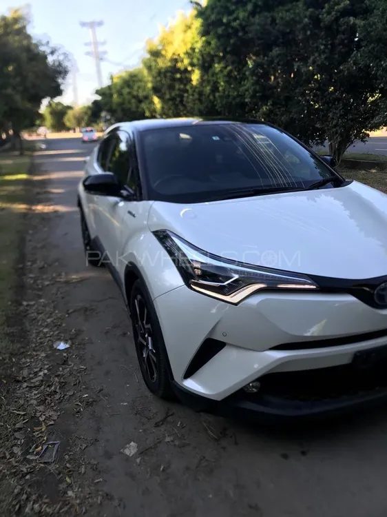 Toyota C-HR 2019 for Sale in Lahore Image-1