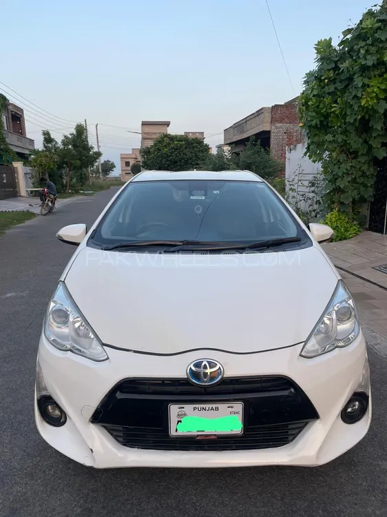 Toyota Aqua 2021 for Sale in Gujranwala Image-1