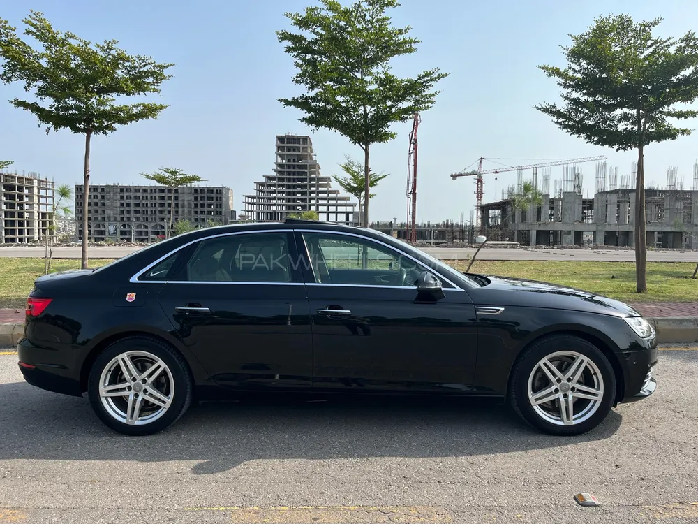 Audi A4 2017 for Sale in Islamabad Image-1