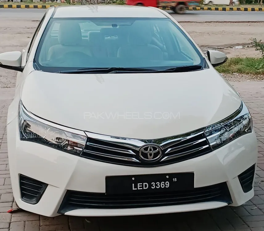 Toyota Corolla 2015 for Sale in Jhelum Image-1