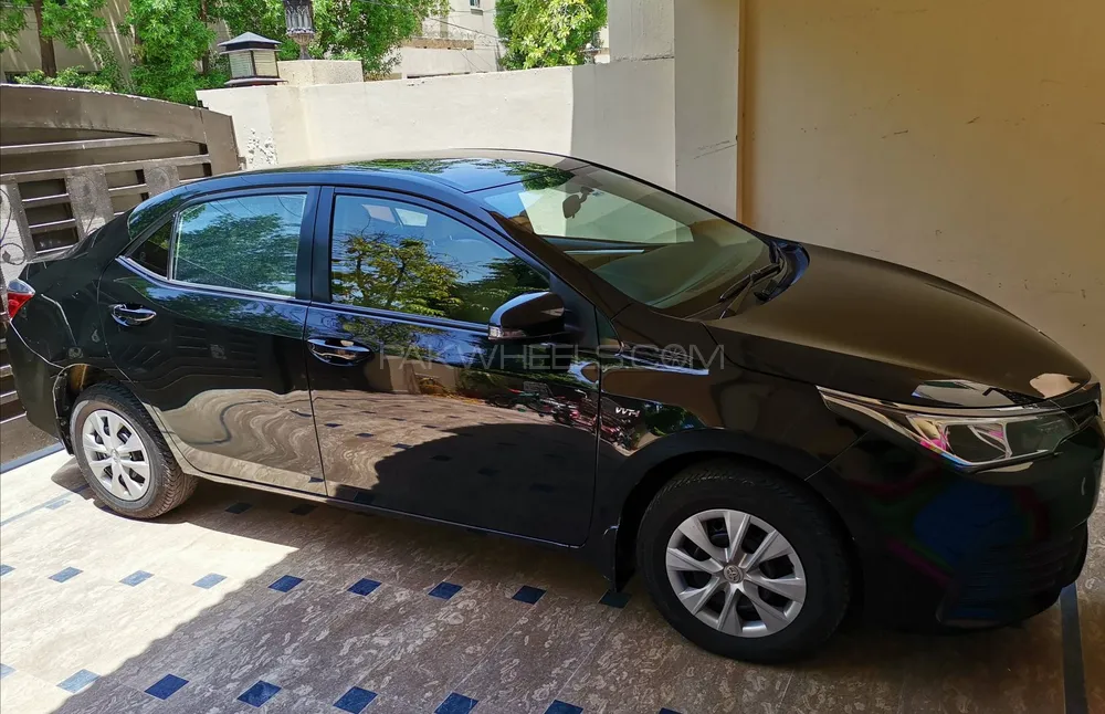 Toyota Corolla 2019 for Sale in Lahore Image-1