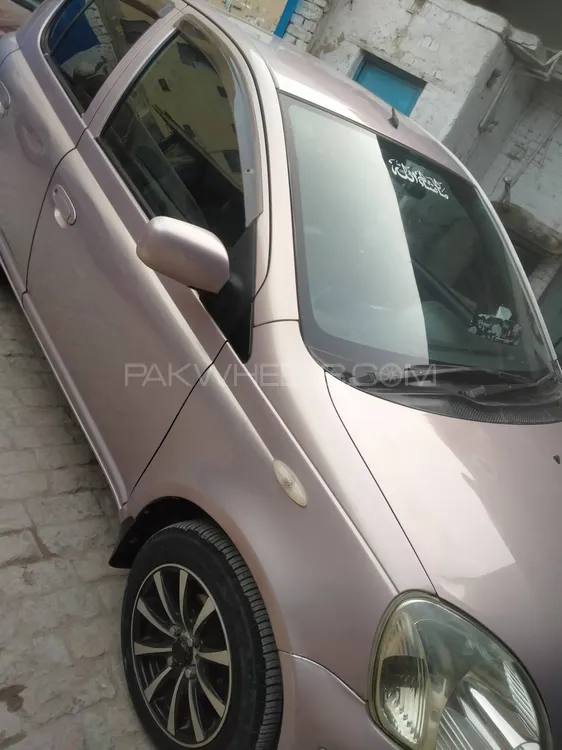 Toyota Vitz 2002 for Sale in Quetta Image-1