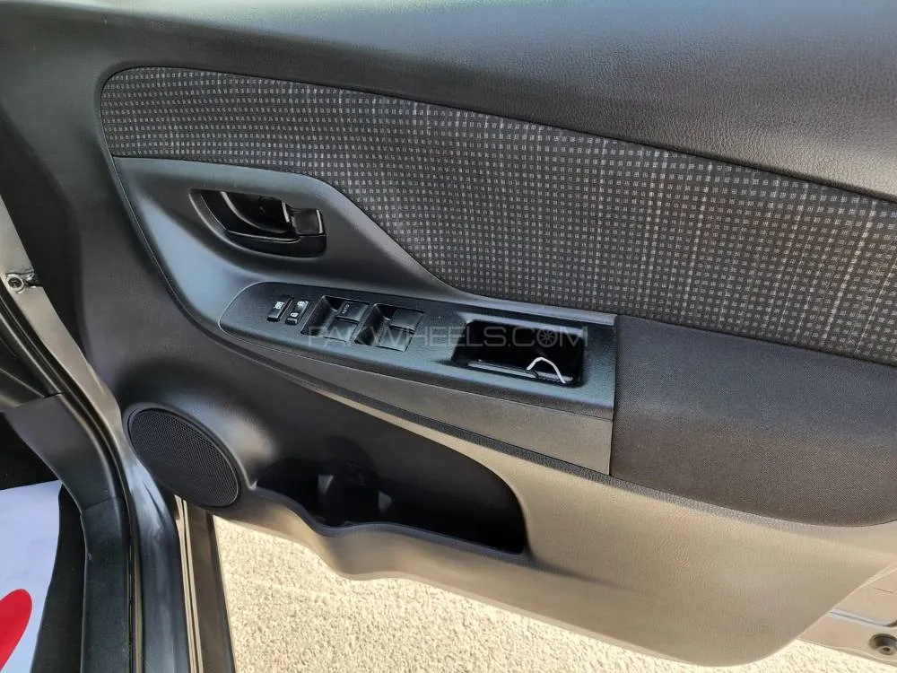 Toyota Vitz 2019 for Sale in Lahore Image-1