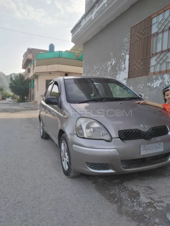 ٹویوٹا ویٹز 2004 for Sale in پشاور Image-1