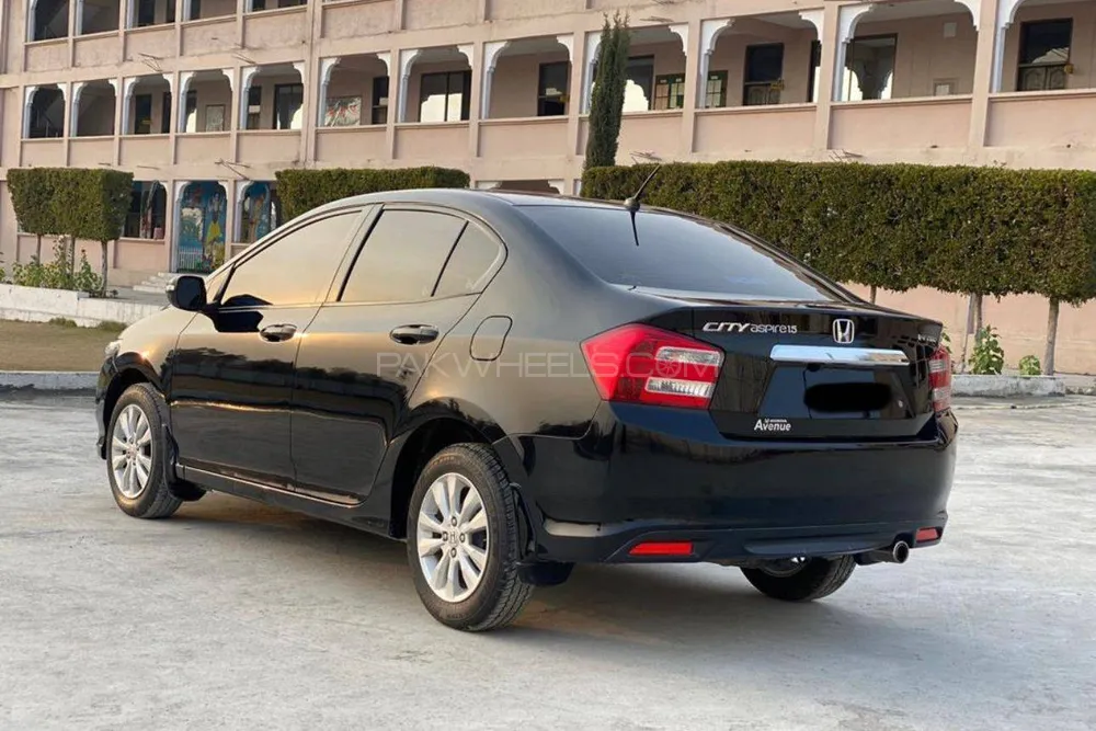 Honda City 2016 for Sale in Haripur Image-1