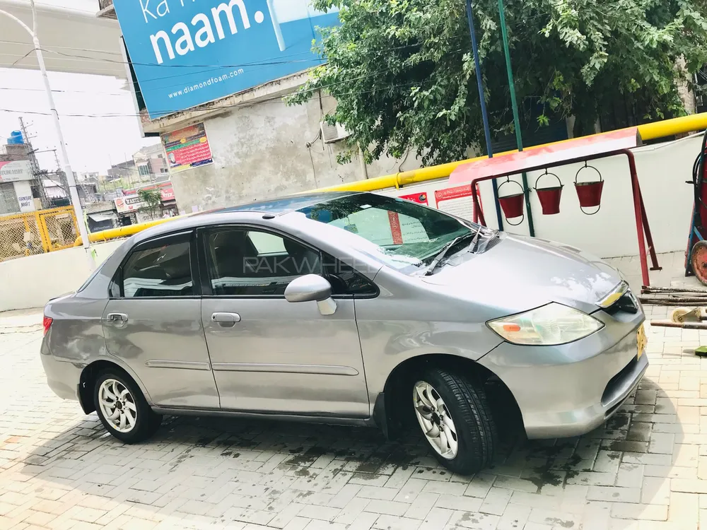 Honda City 2005 for Sale in Lahore Image-1
