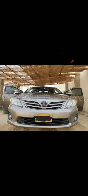 Toyota Corolla 2014 for Sale in Karachi Image-1