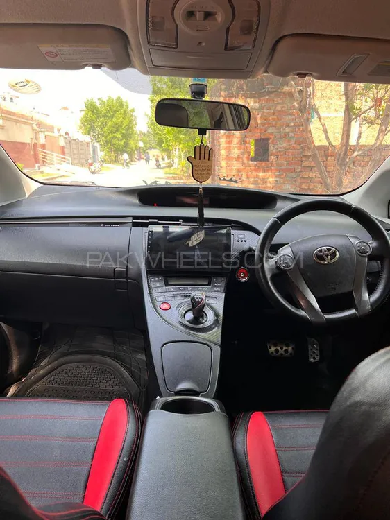 Toyota Prius 2012 for Sale in Faisalabad Image-1